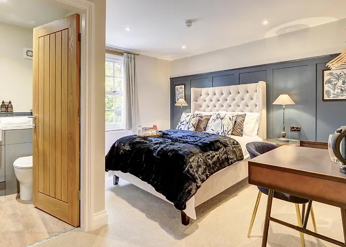 The Bridge House Henley