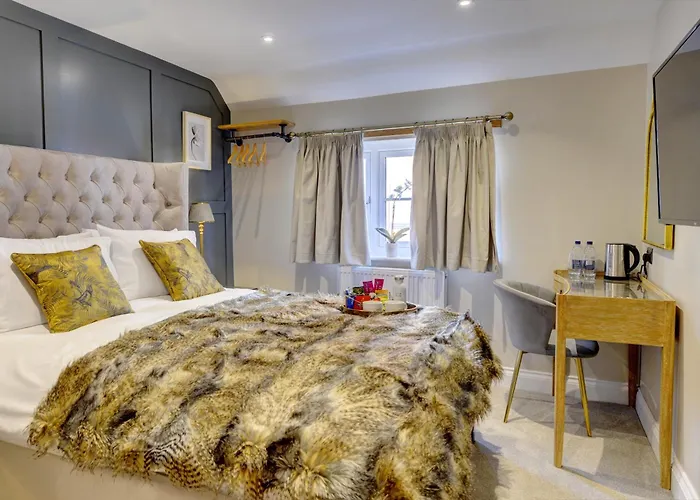 The Bridge House Henley